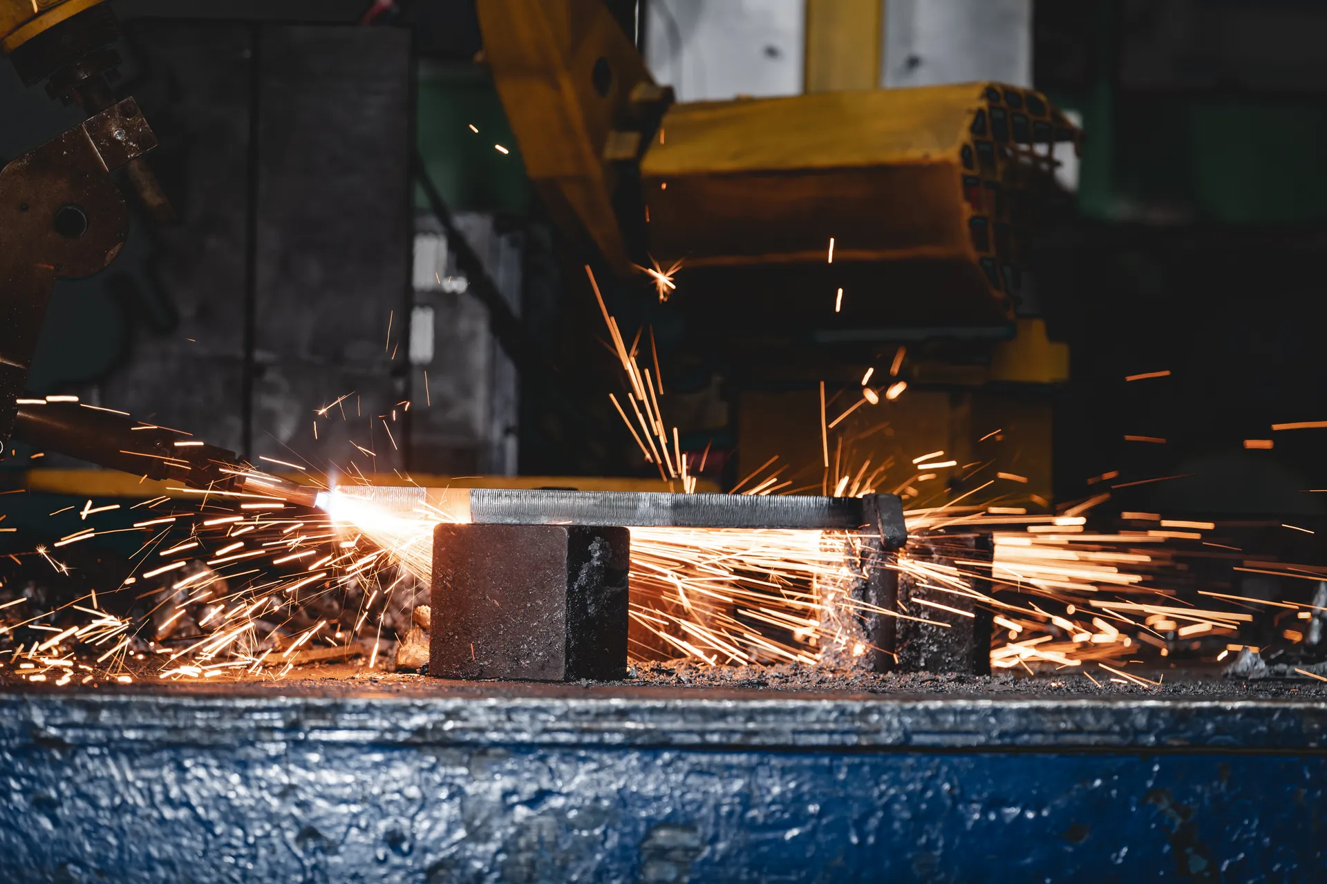 Steel plate circular cutting